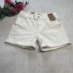 Levi's White Denim Shorts with Mid Waist~ Size W 27 **NWT~ Summertime